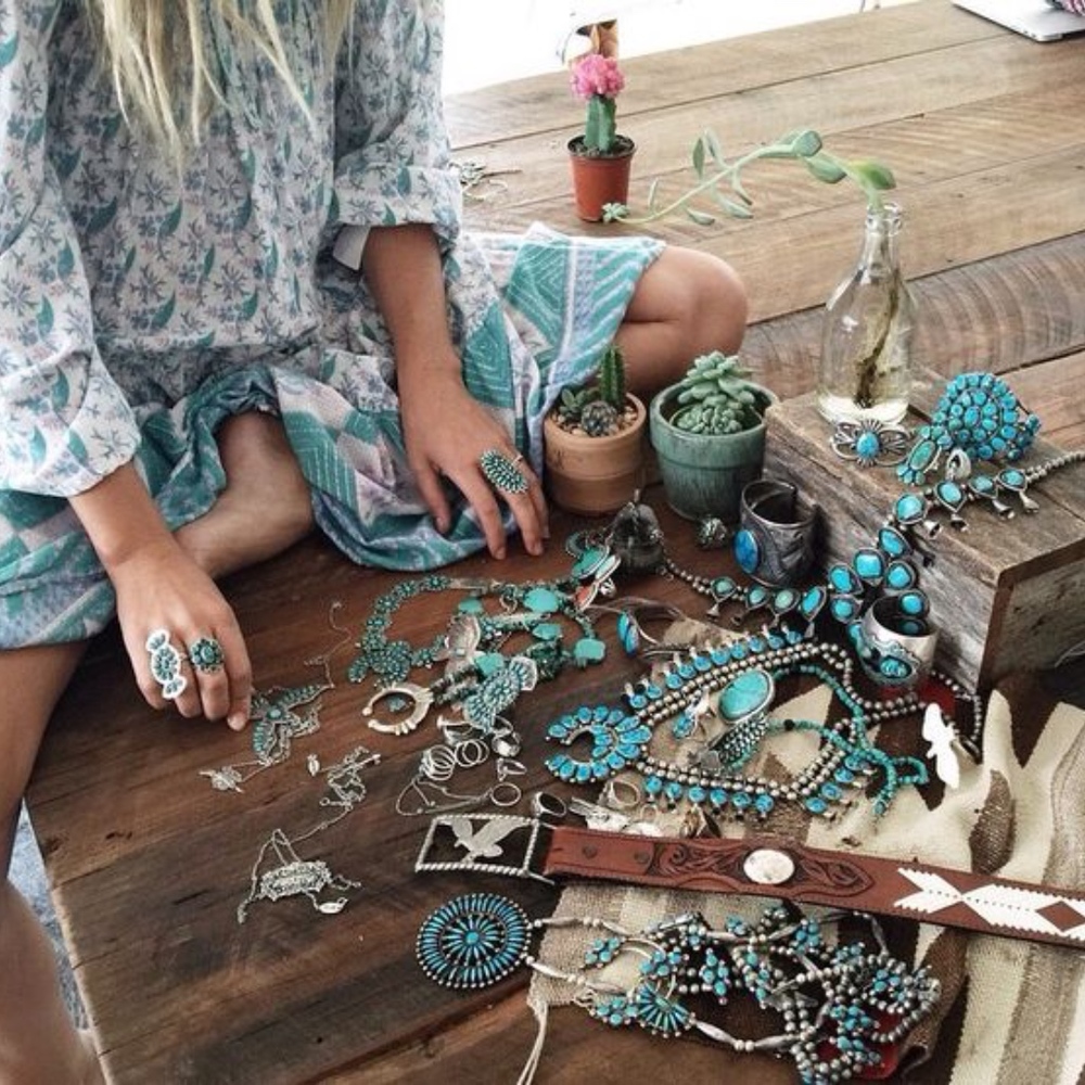 UNIQUE STYLES BOUTIQUE - Picture 3 of 8